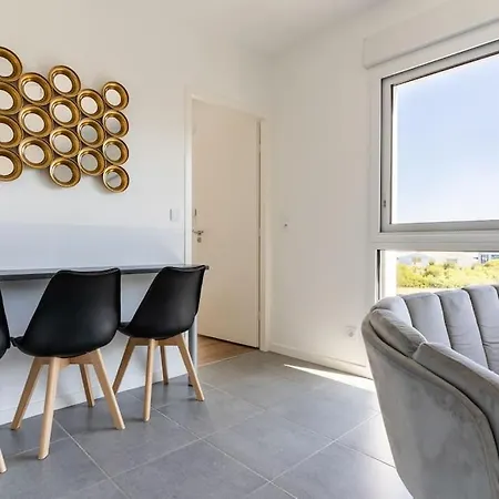 Appartement Gilles Croix De Vie: T2 *